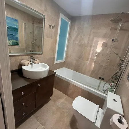 Atico Reformado, Luminoso Y Amplio * אליקאנטה